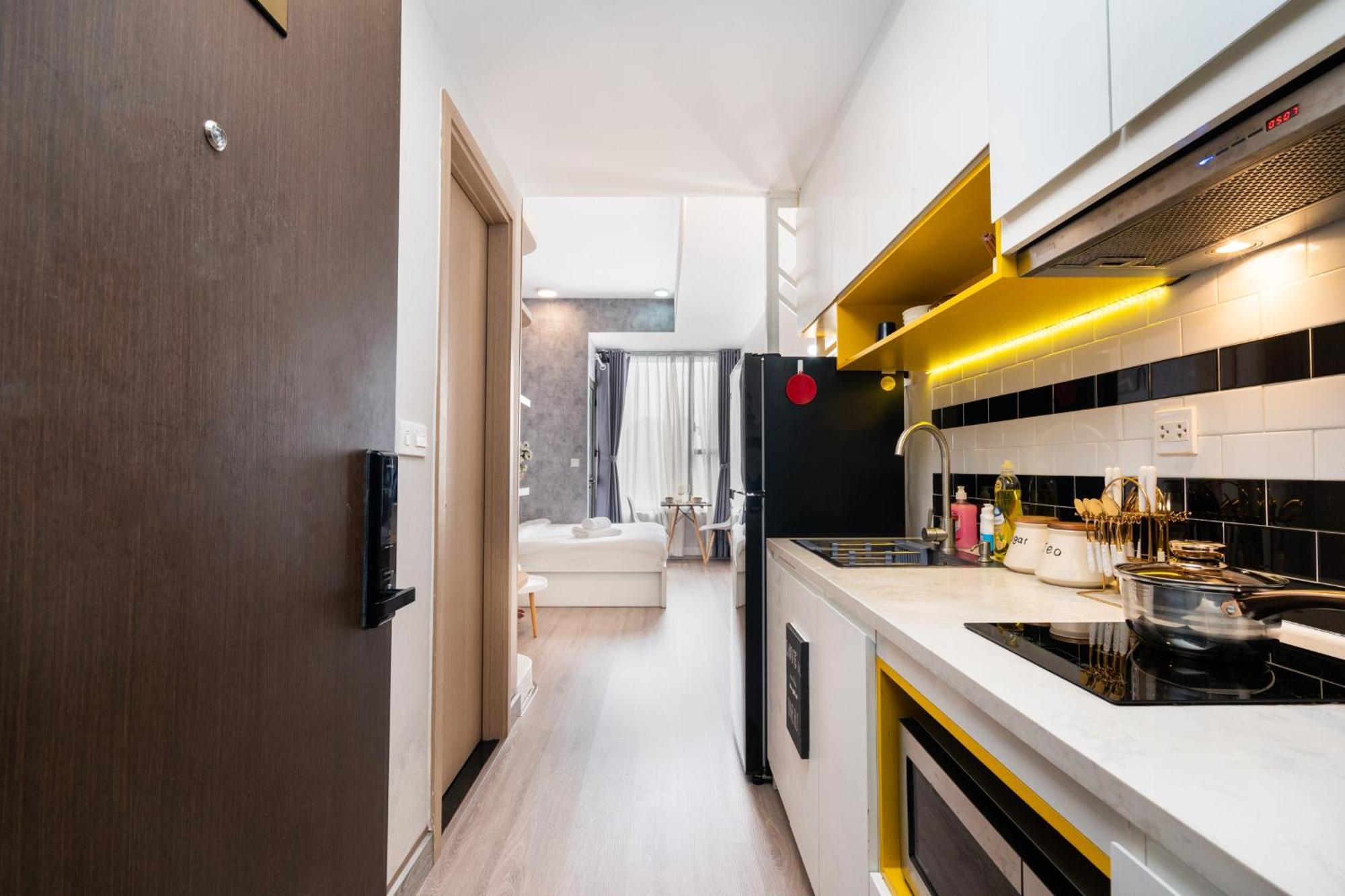 Aloha Cbd Apartment - Rivergate Tower Хошимин Екстериор снимка