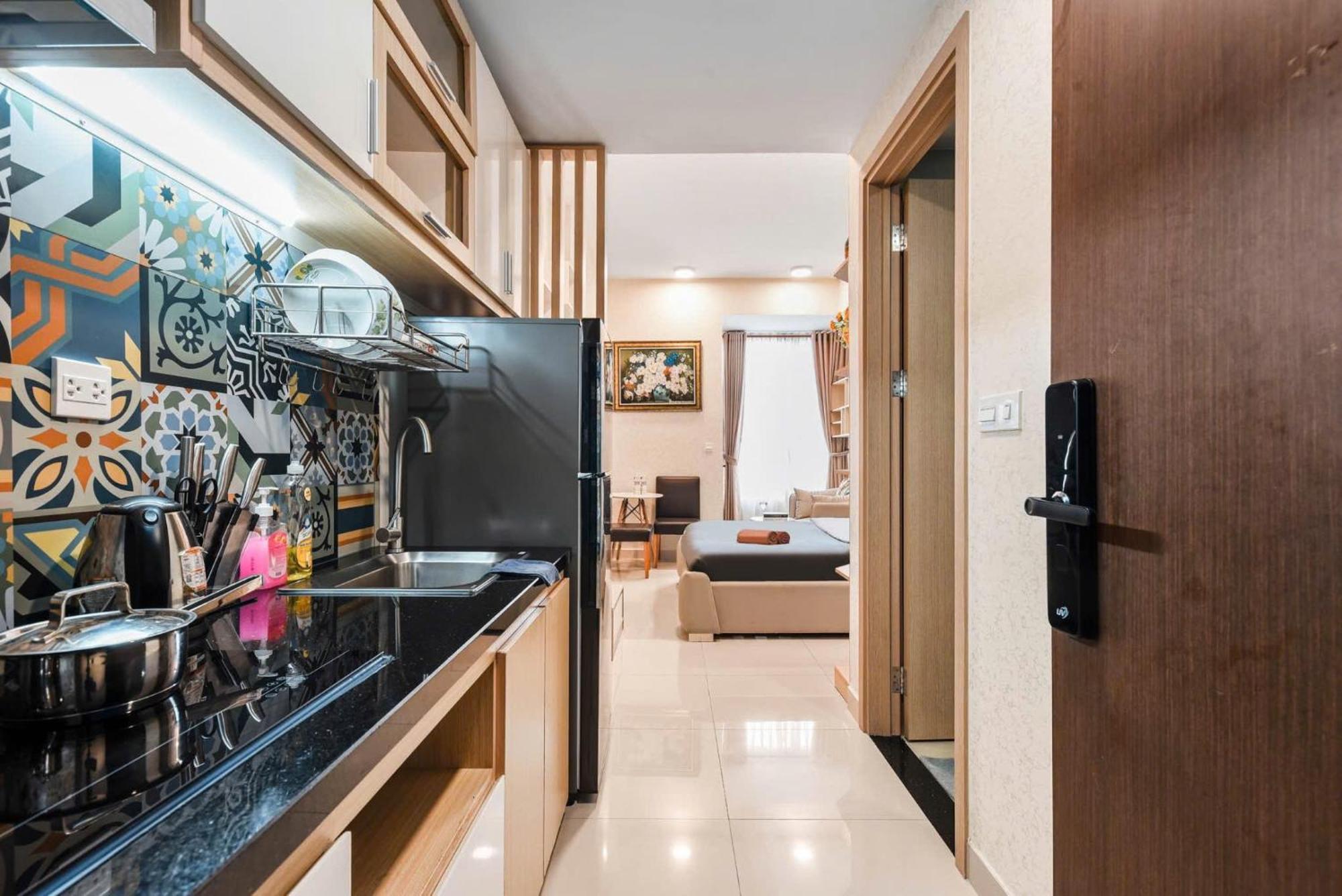 Aloha Cbd Apartment - Rivergate Tower Хошимин Екстериор снимка